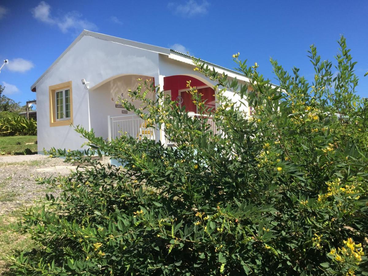 Villa Planete Bleue Habitation Mes Desirs Beaurenom Exterior foto